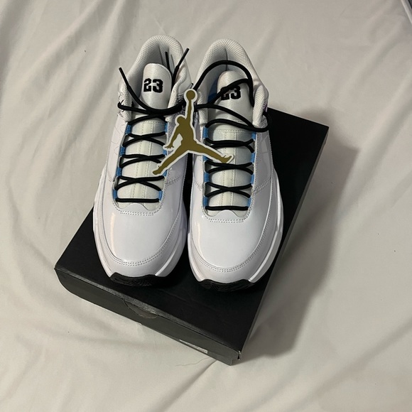 New Nike Youth Jordan’s 7 - Picture 5 of 7